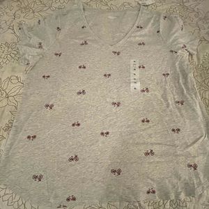 Old Navy Gray Short Sleeve Tee with Bicycle Print